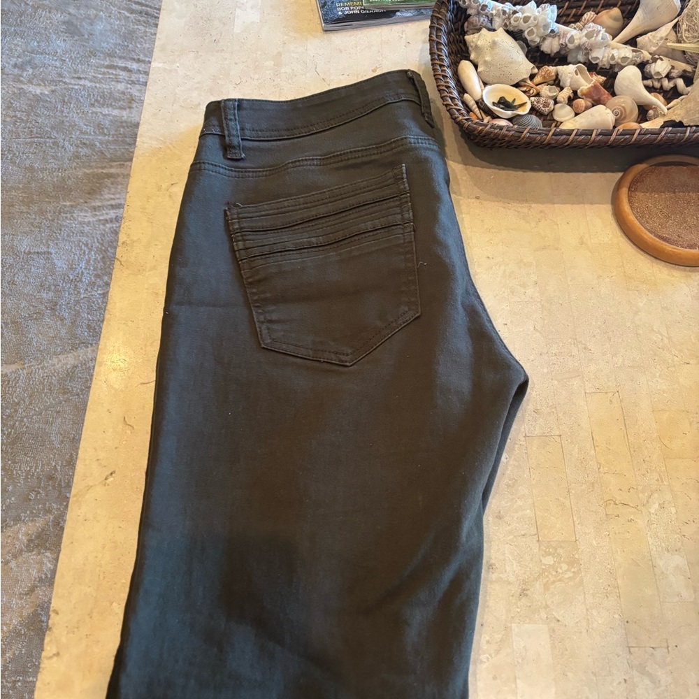 Men's Dark Green Jeans